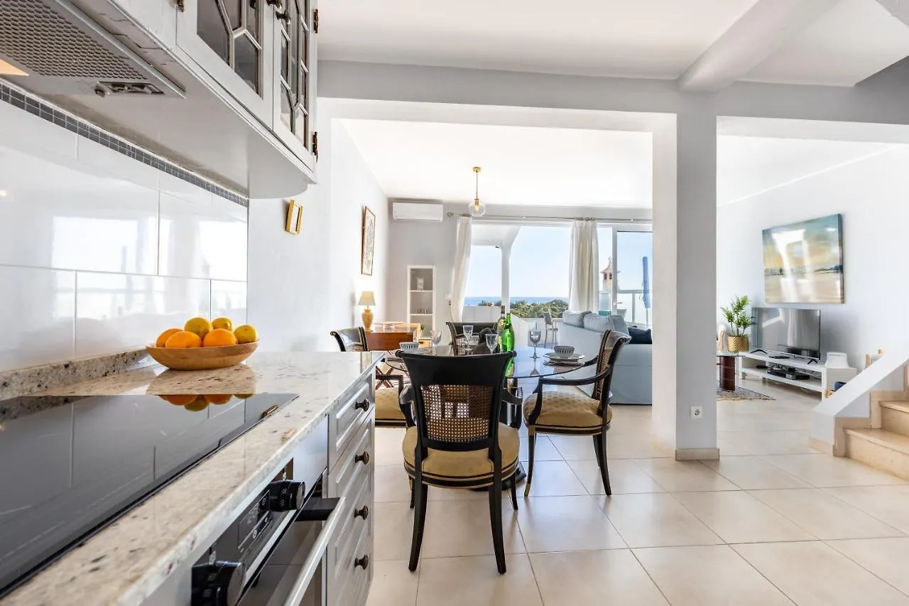Bay View Townhouse Villa Salema 0*,  Portugal